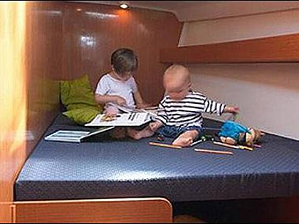 Hrvaška charter in jadranje - Jadrnica - Beneteau Cyclades 50,5 (code:PLA 83) - Kastel Gomilica - Riviera Split  - Hrvaška  - Beneteau Cyclades 50,5 (code:PLA 83): 