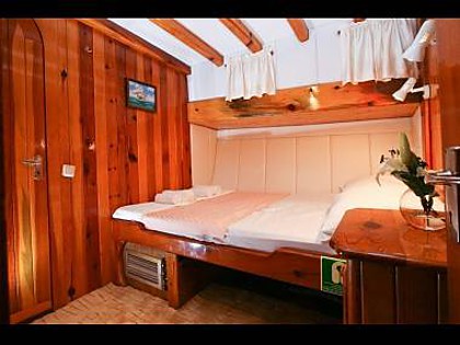 Hrvaška charter in jadranje - Jadrnica - Ketch Bofor (code:CRY 298) - Split - Riviera Split  - Hrvaška  - Ketch Bofor (code:CRY 298): 